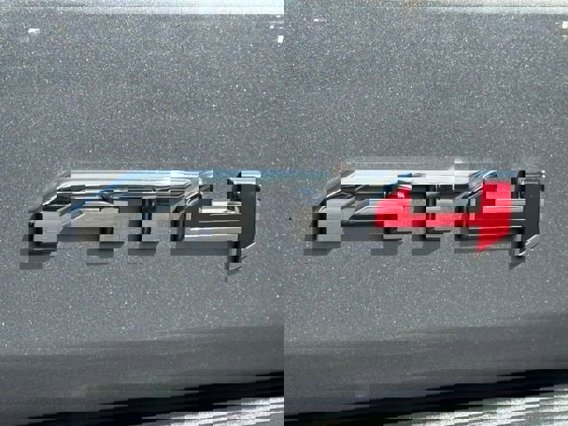 Used 2021 GMC Yukon XL AT4 w/ AT4 Premium Package image 11