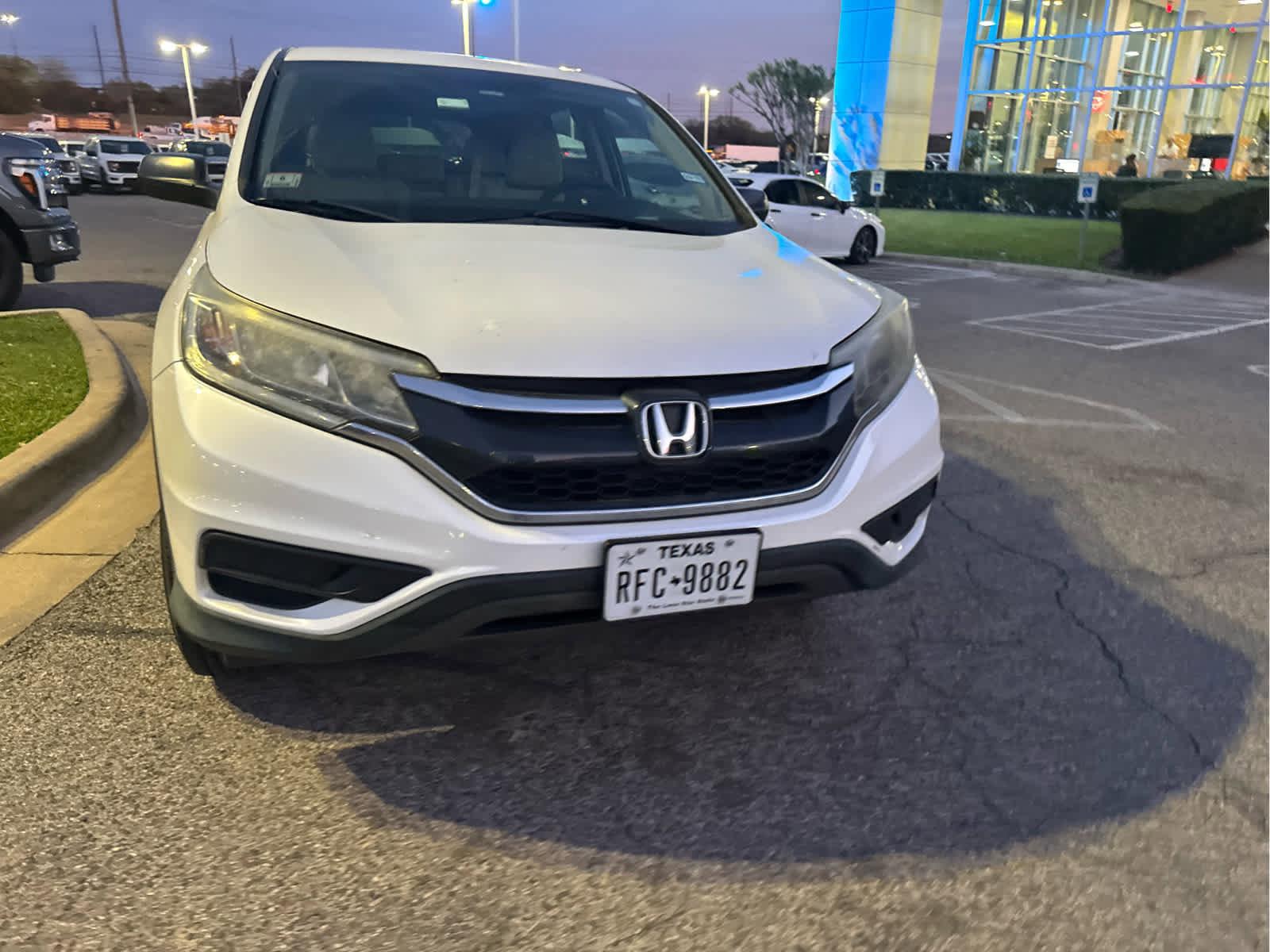 Used 2015 Honda CR-V LX image 3