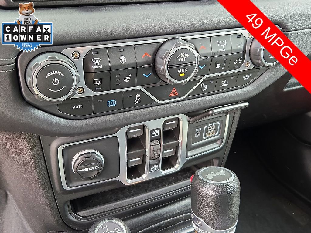 Used 2025 Jeep Wrangler Unlimited Sahara w/ Safety Group AWD/4WD image 15