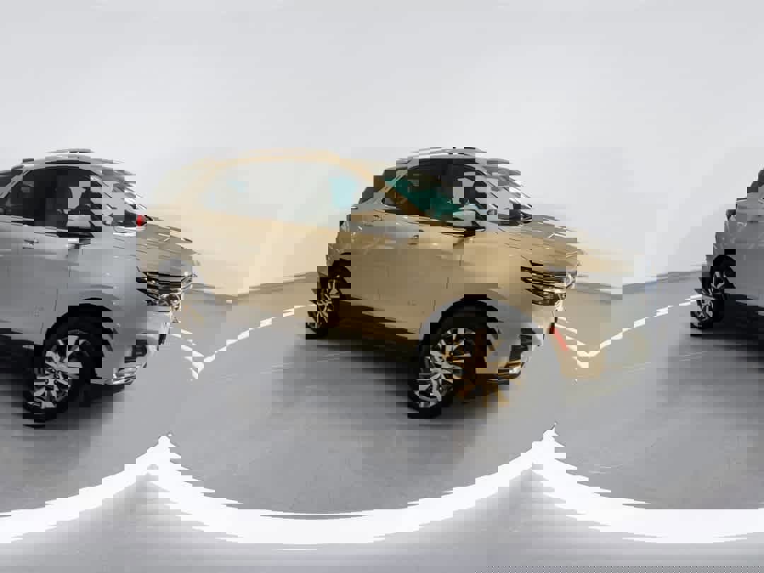 Used 2022 Chevrolet Equinox Premier image 2