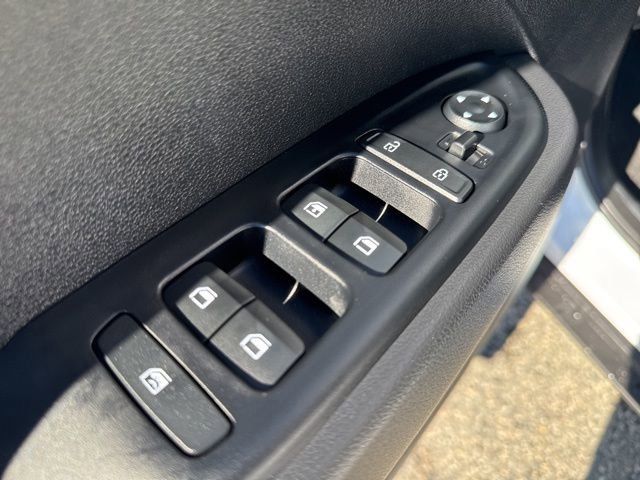 Used 2026 Hyundai Venue SE image 12