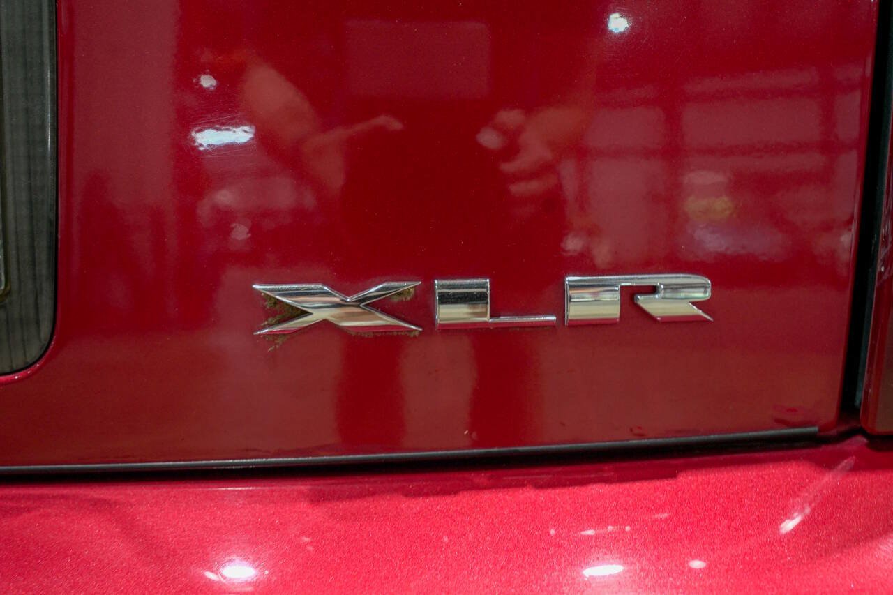 Used 2005 Cadillac XLR RWD image 38