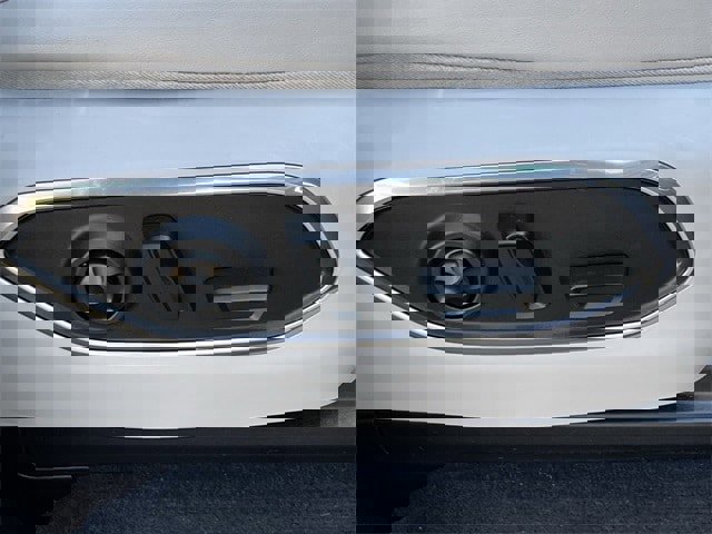 Used 2024 Jeep Wagoneer L Series II image 30