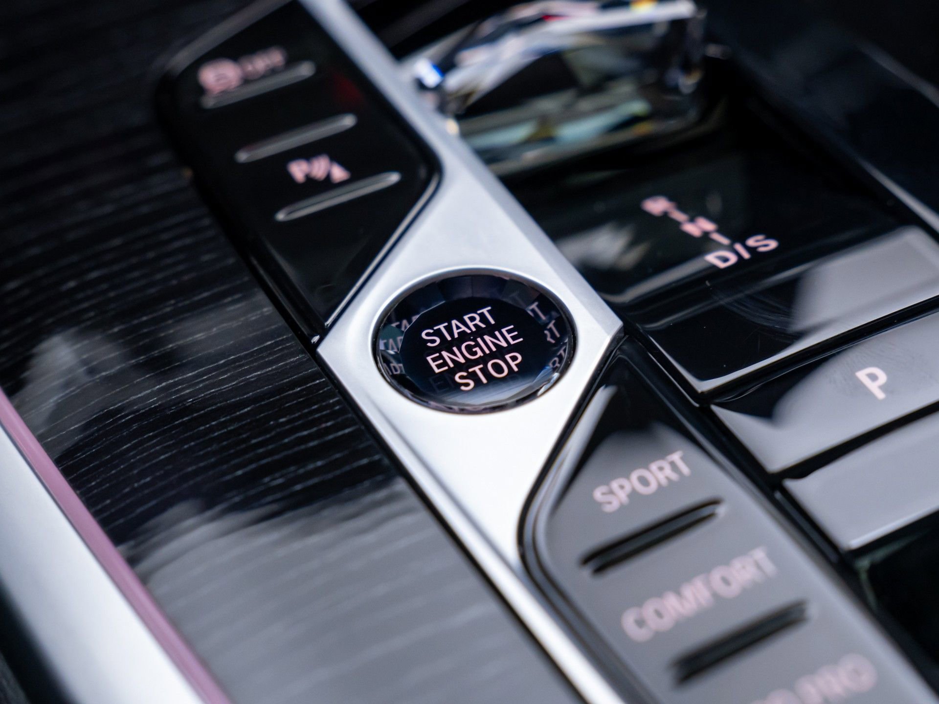 Certified 2025 BMW X7 xDrive40i image 22