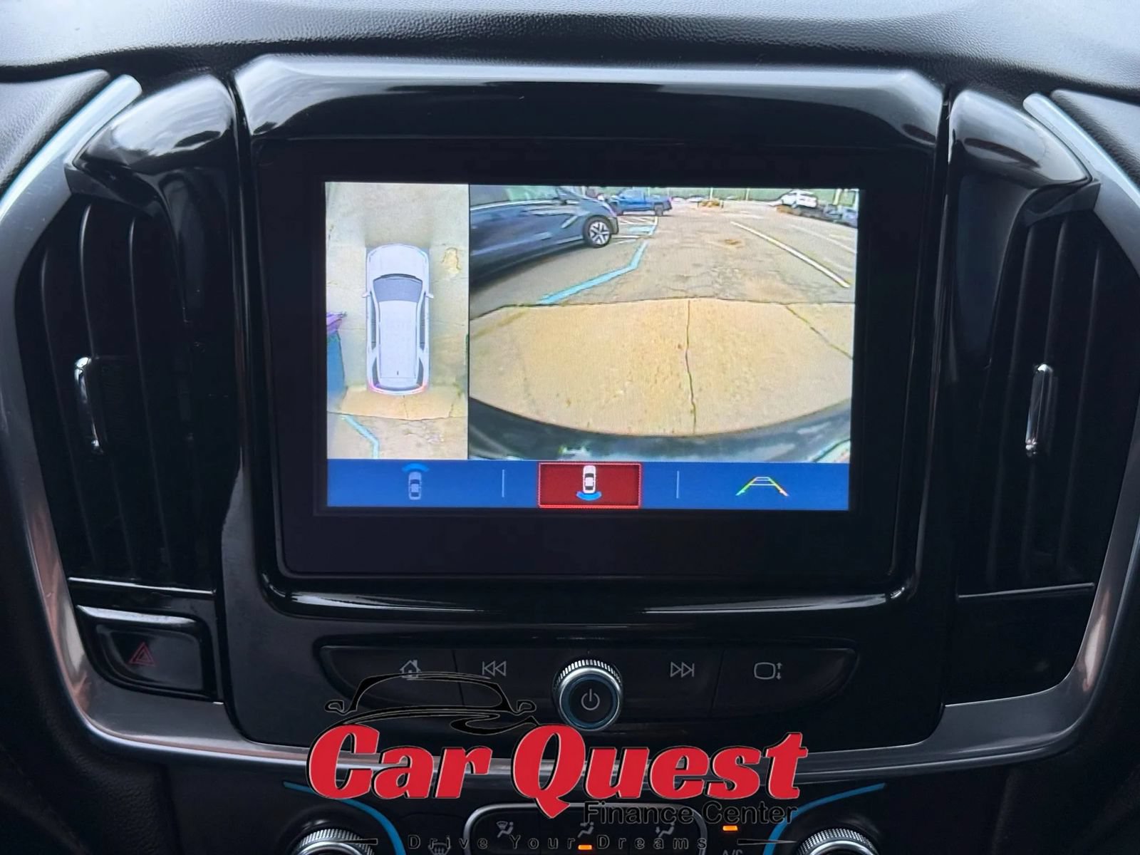Used 2019 Chevrolet Traverse RS AWD/4WD image 40