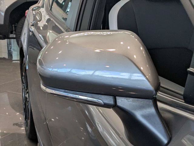 Used 2025 Toyota Camry SE FWD image 13