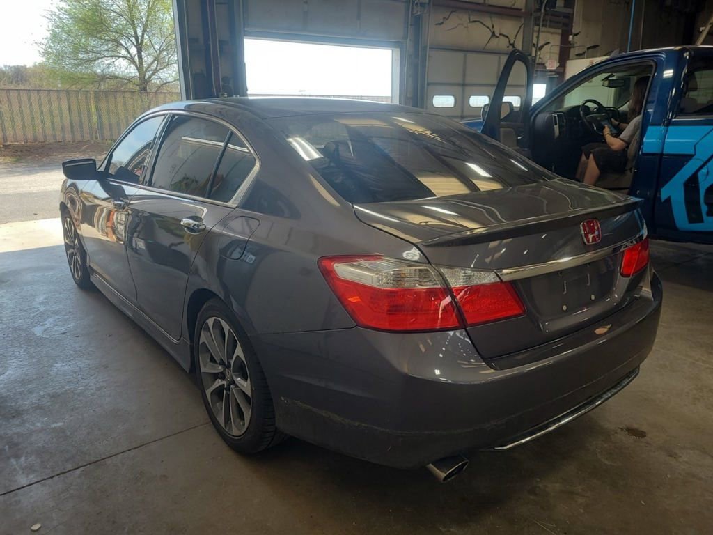 Used 2014 Honda Accord Sport image 7
