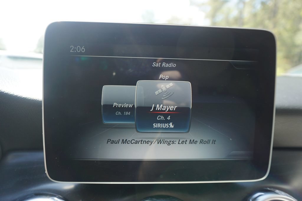 Used 2018 Mercedes-Benz GLA 250 image 10