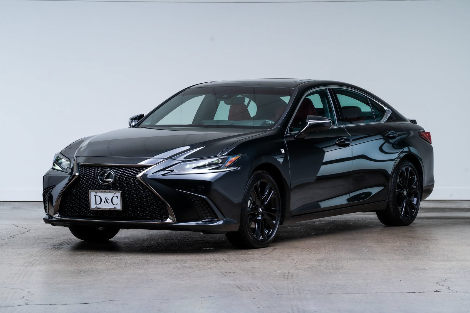 Used 2025 Lexus ES 300h FWD image 3