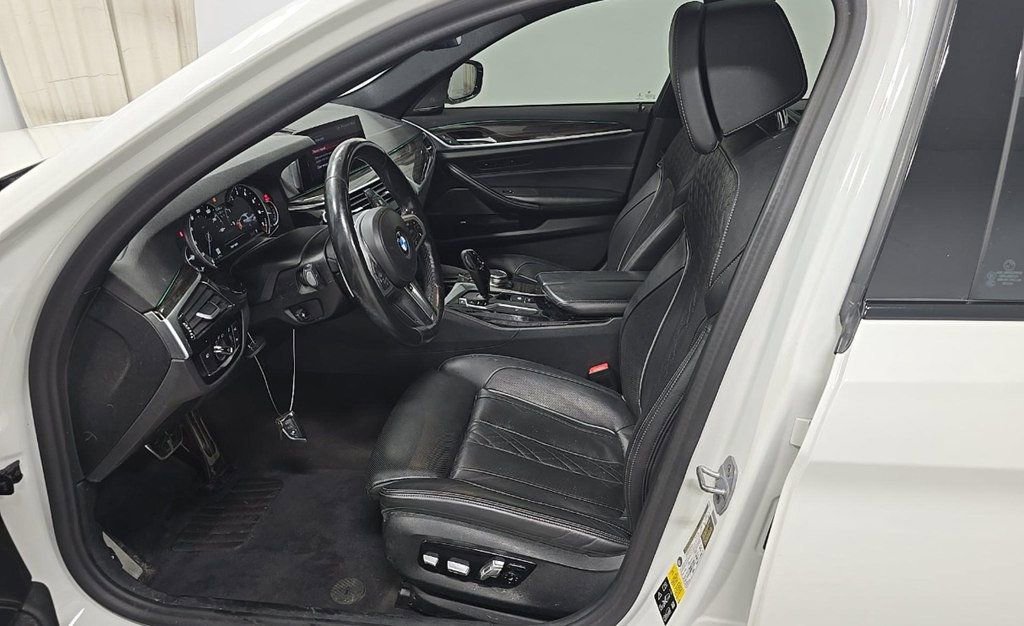 Used 2019 BMW 540i xDrive w/ M Sport Package AWD/4WD image 8