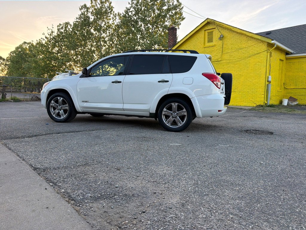 Used 2008 Toyota RAV4 Sport AWD/4WD image 3