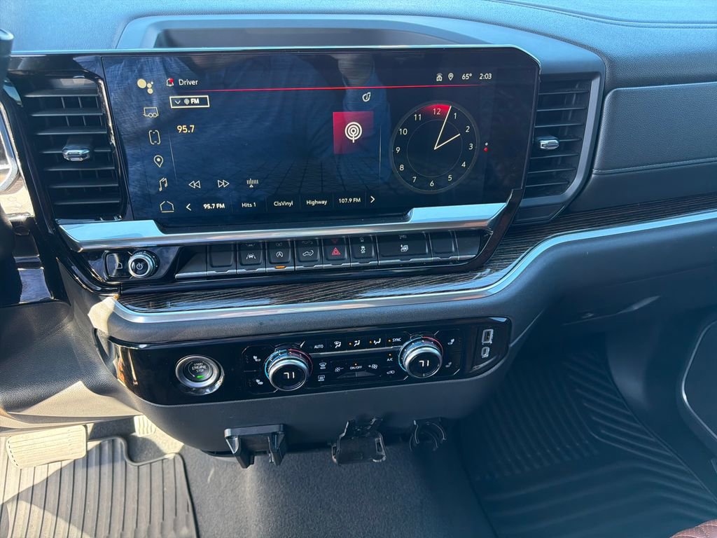 Used 2022 GMC Sierra 1500 SLE image 21