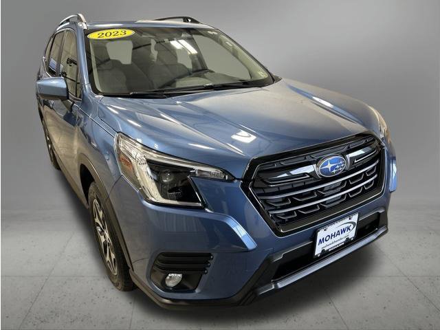Used 2023 Subaru Forester Premium AWD/4WD image 8
