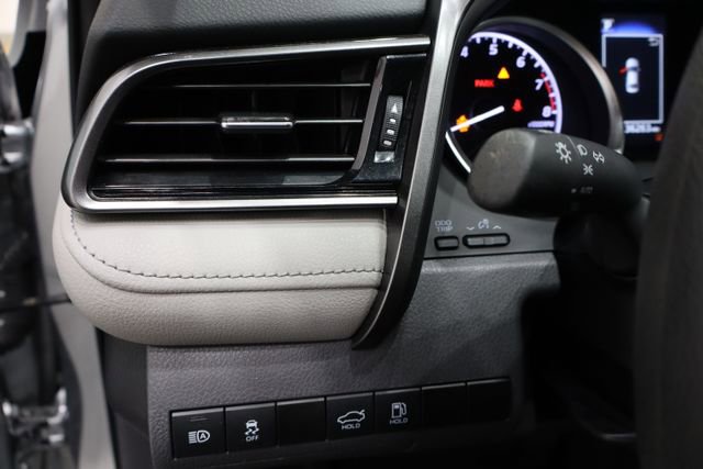Used 2022 Toyota Camry LE image 11