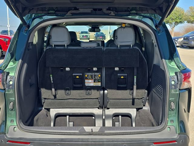 Used 2021 Toyota Sienna XLE image 13