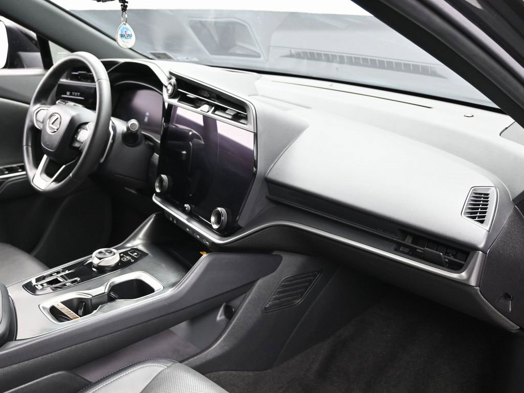 Used 2023 Lexus RZ 450e Premium w/ Technology Package image 33