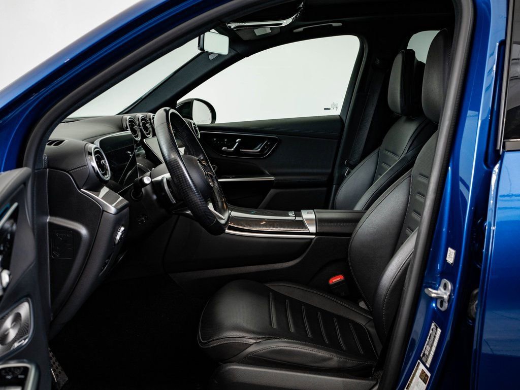 Used 2024 Mercedes-Benz GLC 300 4MATIC w/ AMG Line image 24