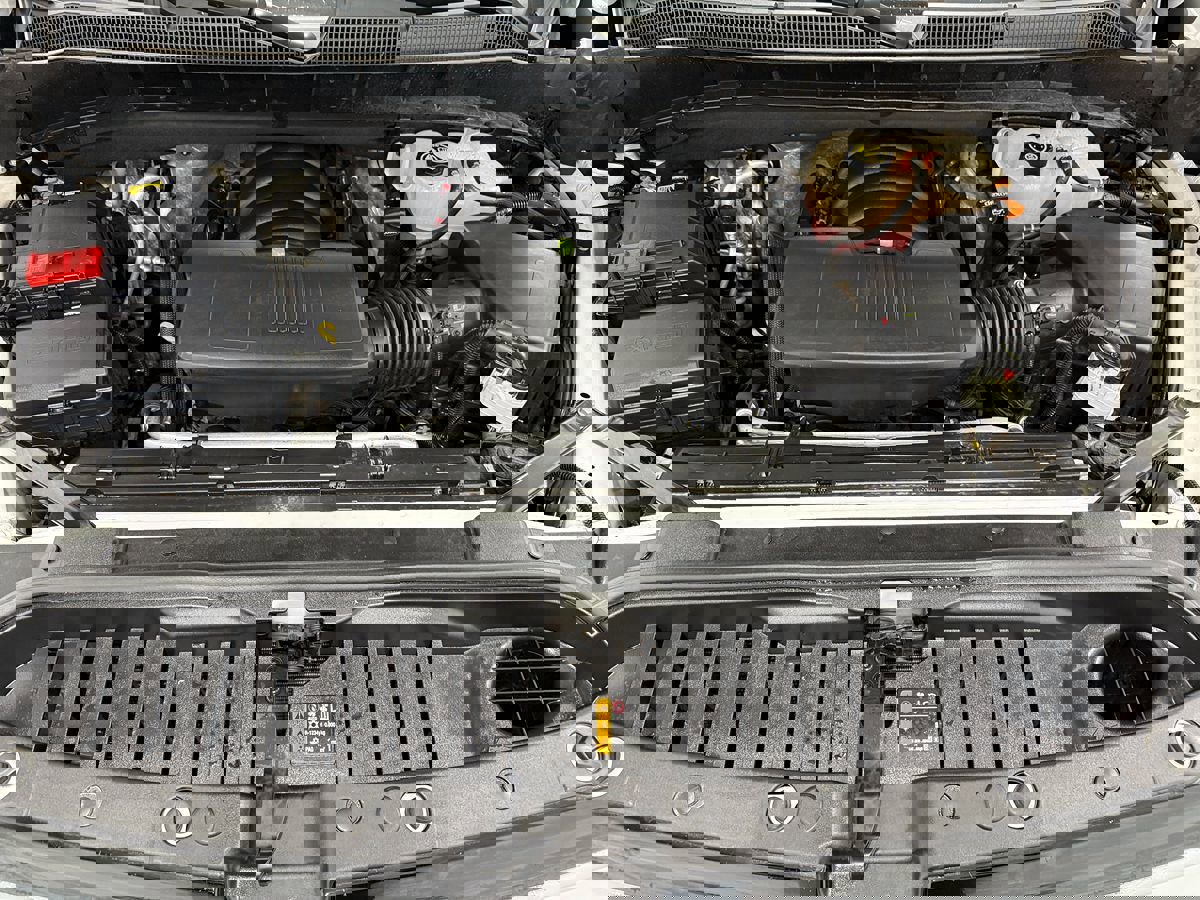 Used 2023 Chevrolet Silverado 1500 High Country image 36