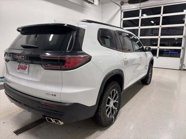 Used 2024 GMC Acadia AT4 image 9