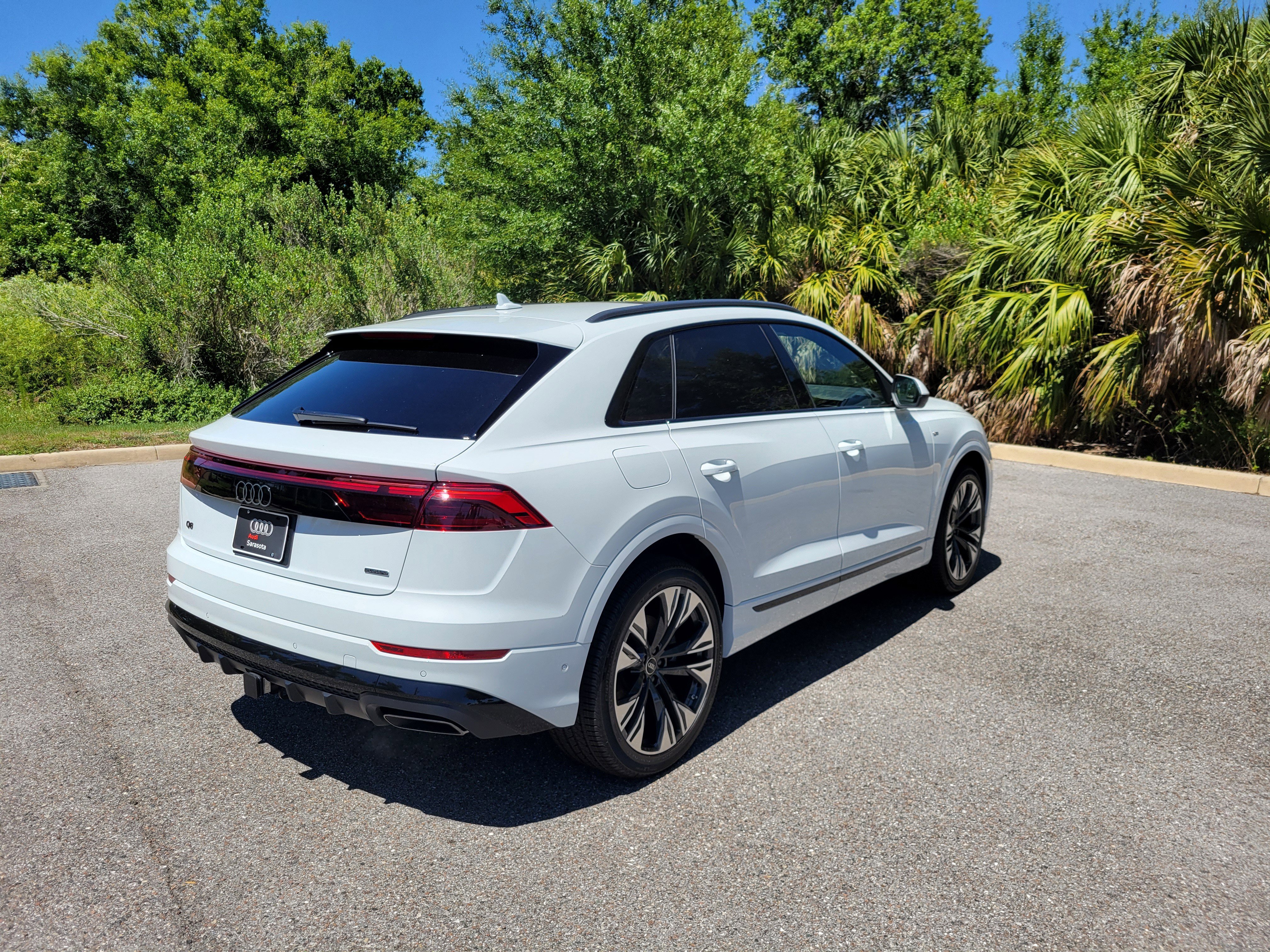 New 2026 Audi Q8 Premium Plus AWD/4WD image 4
