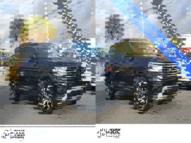 Certified 2021 Volkswagen Atlas SEL Premium image 1