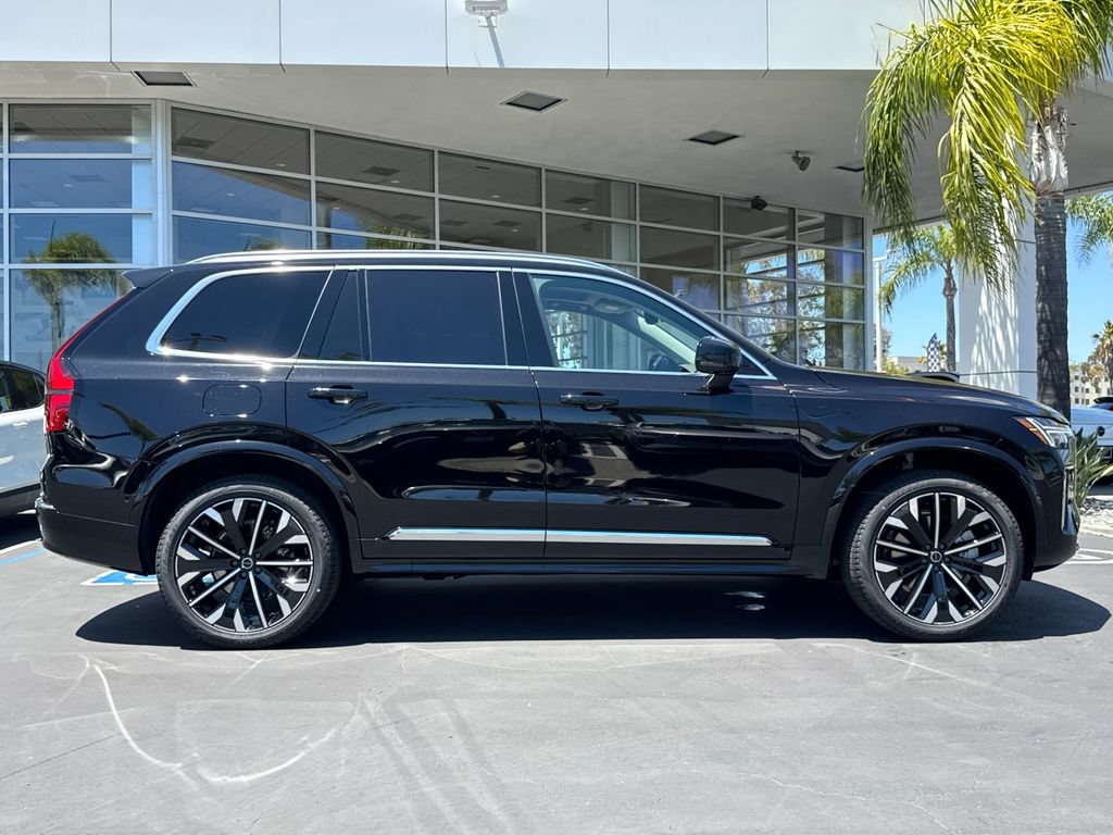New 2026 Volvo XC90 B5 Plus AWD/4WD image 6