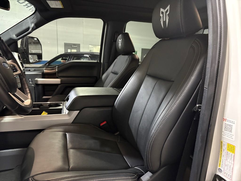 Used 2022 Ford F250 Lariat w/ Black Appearance Package image 7