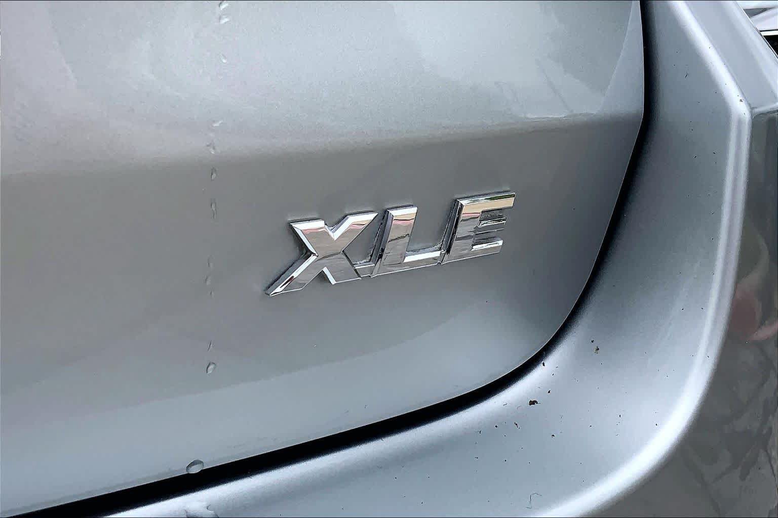 Used 2019 Toyota Highlander XLE FWD image 10