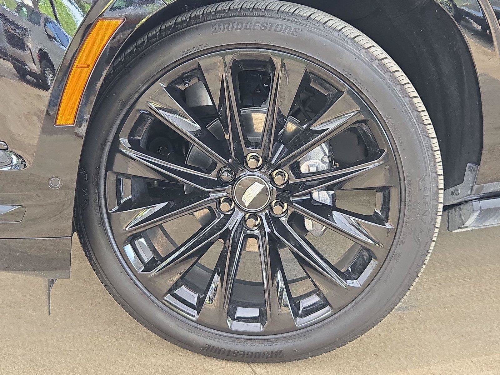 New 2026 Cadillac Escalade ESV Platinum Sport w/ LPO, ONYX Package AWD/4WD image 8