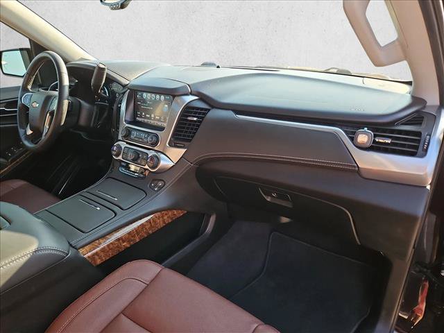 Used 2020 Chevrolet Suburban Premier w/ Premier Plus Edition AWD/4WD image 25