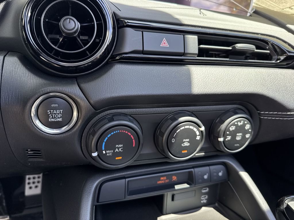New 2026 MAZDA MX-5 Miata Club w/ Interior Package RWD image 50