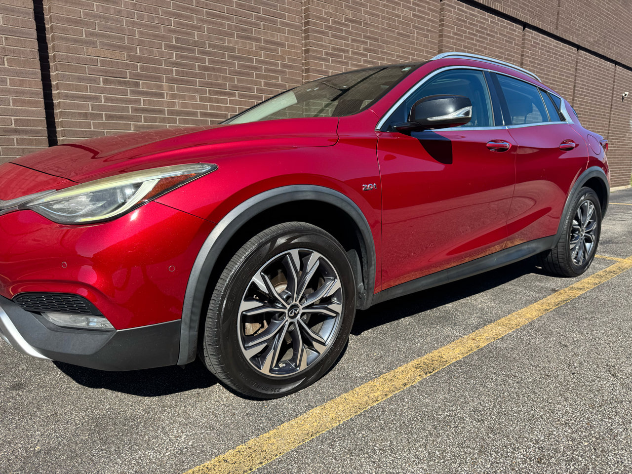 Used 2018 INFINITI QX30 Premium w/ Navigation Package image 31