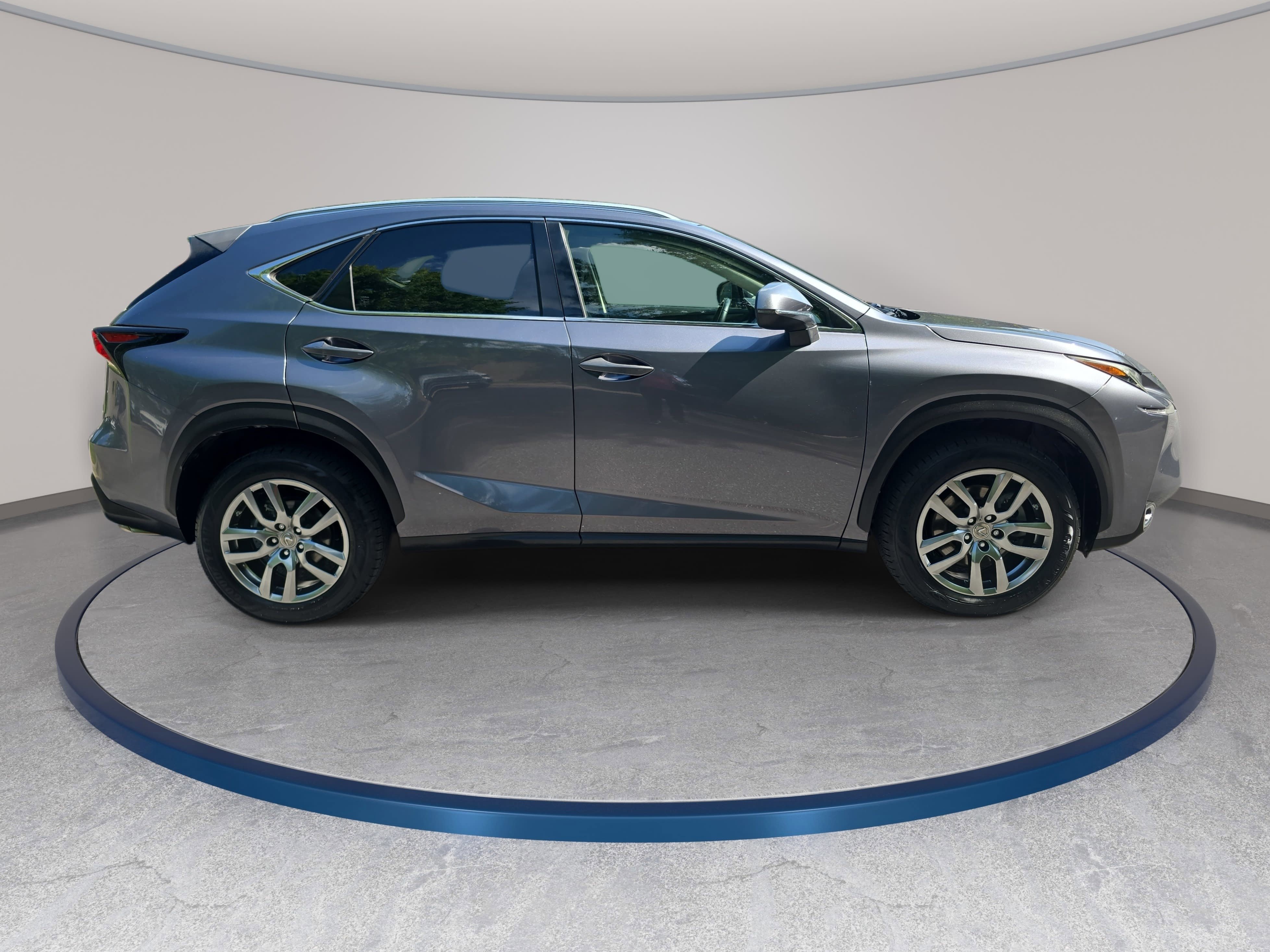 Used 2015 Lexus NX 200t FWD w/ Premium Package image 4