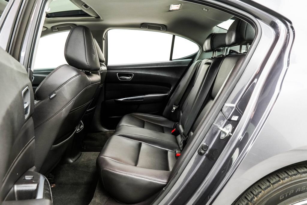 Used 2018 Acura TLX FWD image 18