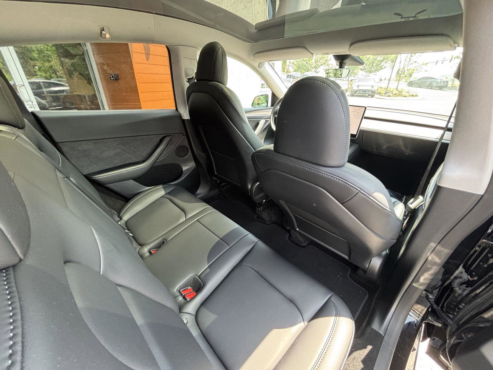 Used 2023 Tesla Model Y Performance AWD/4WD image 13