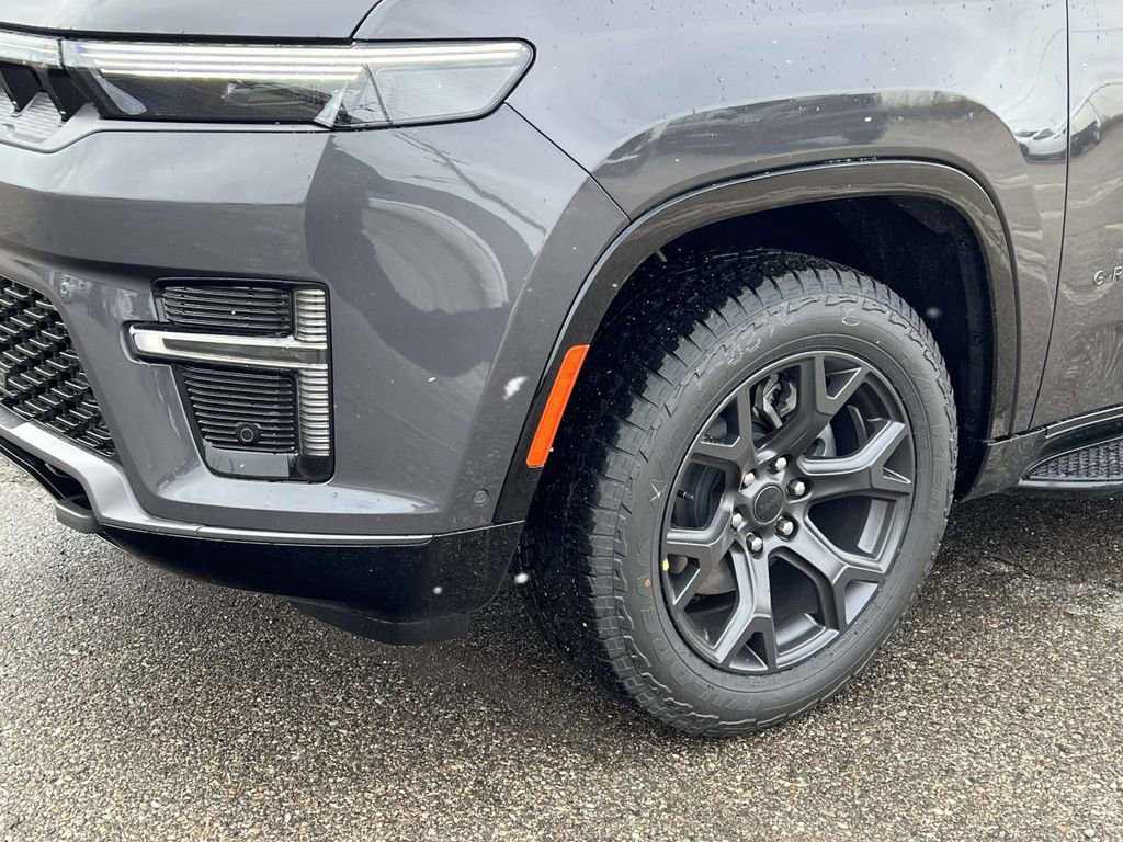 New 2026 Jeep Grand Wagoneer 4WD image 7