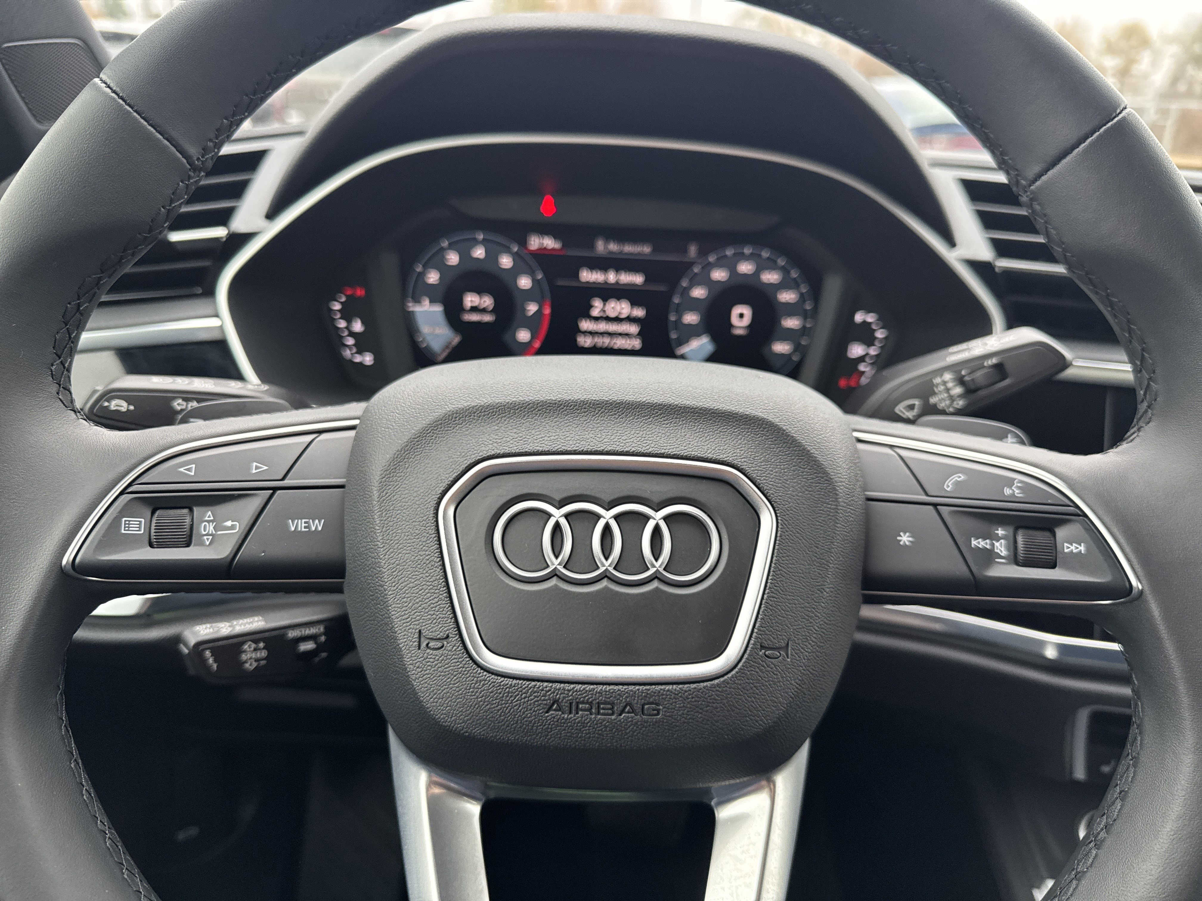 Certified 2025 Audi Q3 2.0T Premium w/ Convenience Package image 10