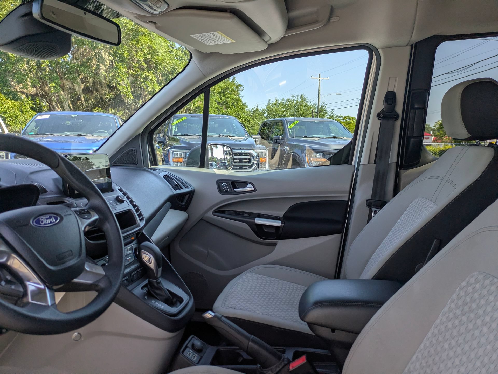 Used 2022 Ford Transit Connect XLT FWD image 24