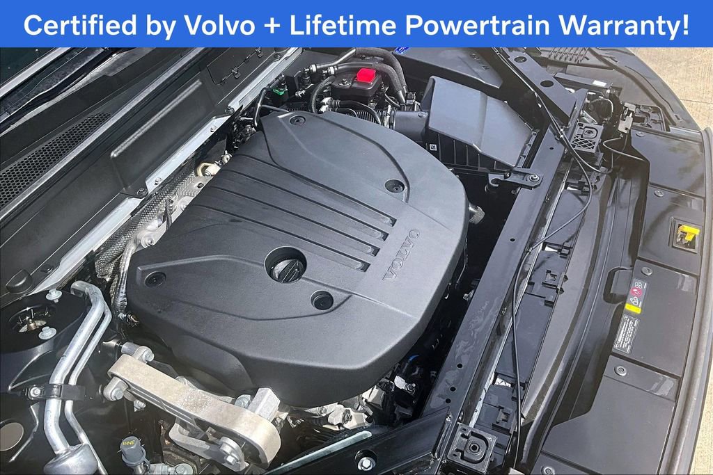 Used 2025 Volvo XC60 B5 Plus image 43