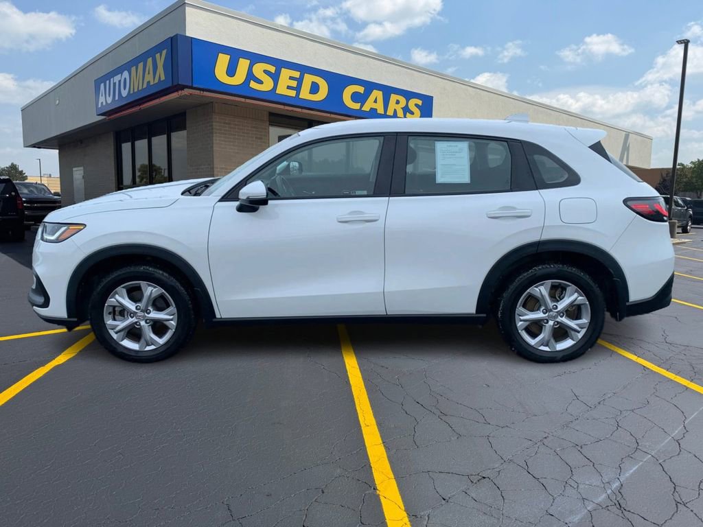 Used 2023 Honda HR-V LX image 8