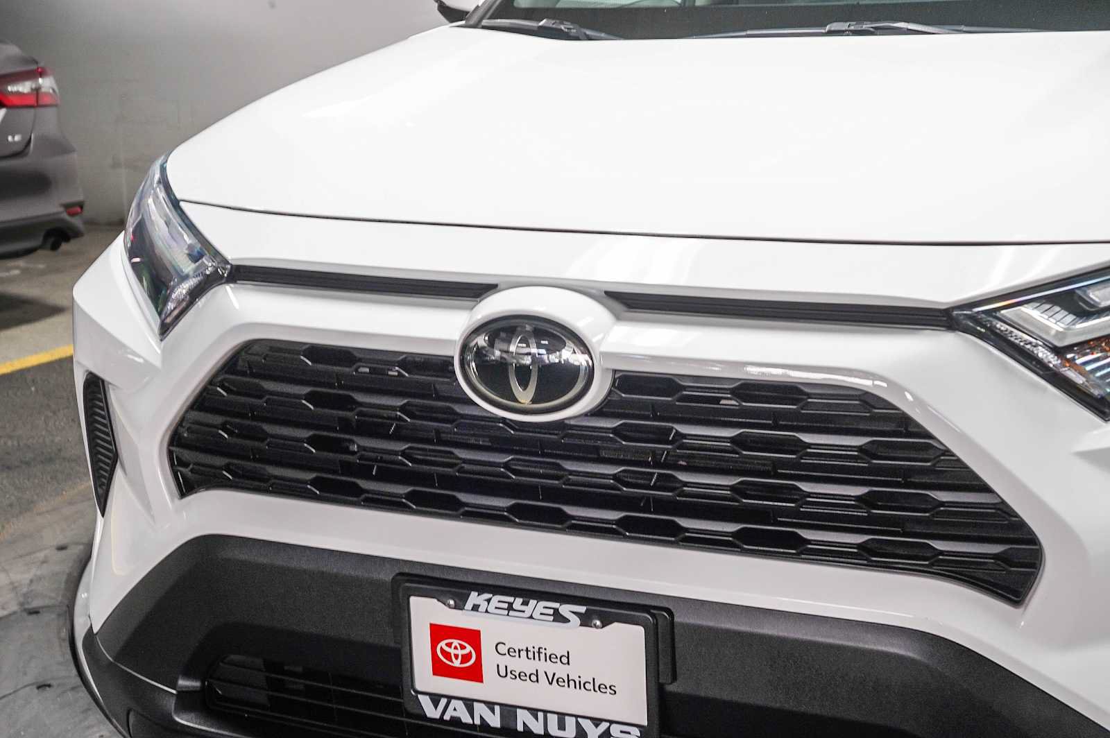 Certified 2023 Toyota RAV4 XLE w/ Convenience Package FWD image 8
