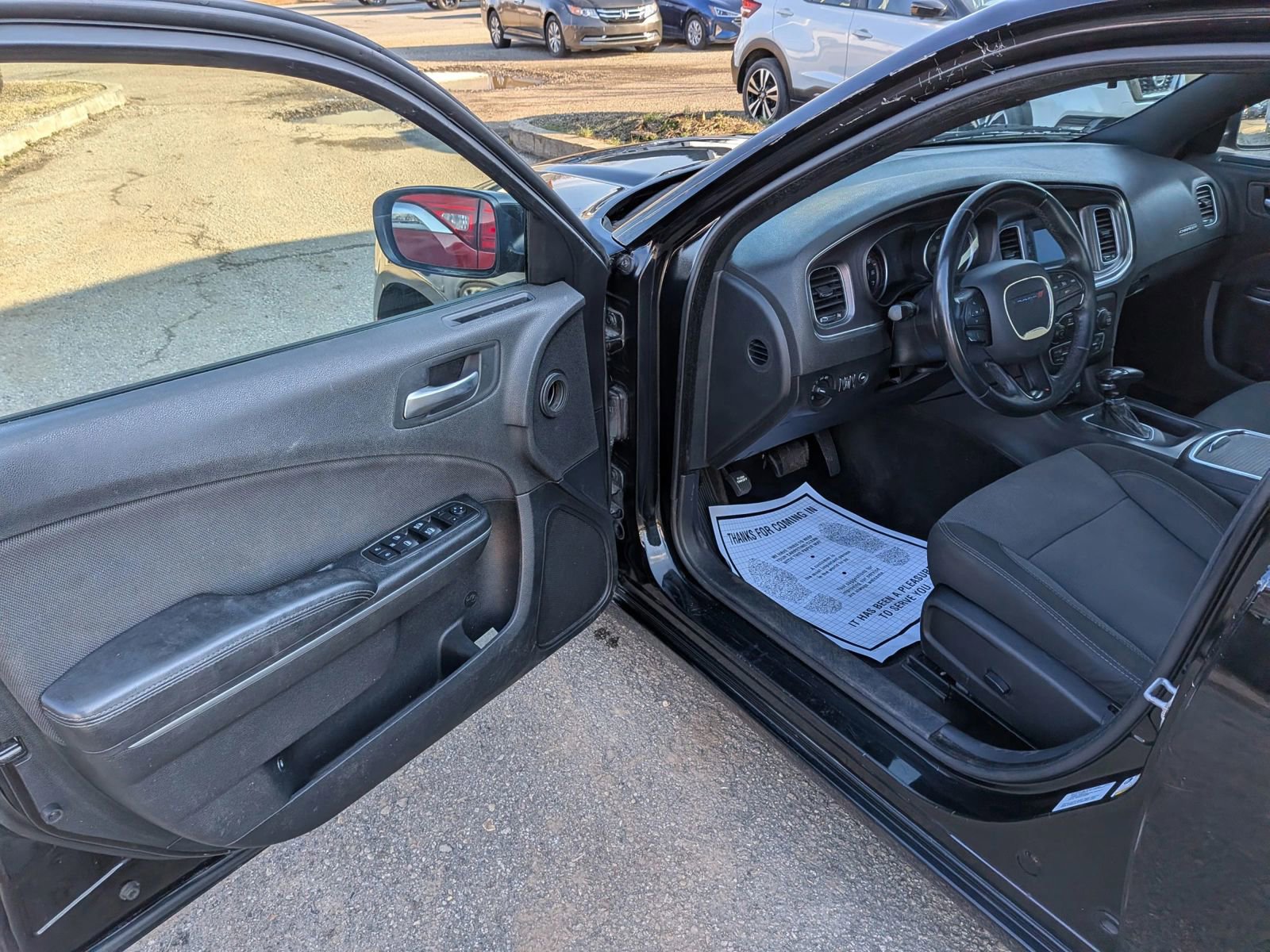 Used 2015 Dodge Charger SE image 15