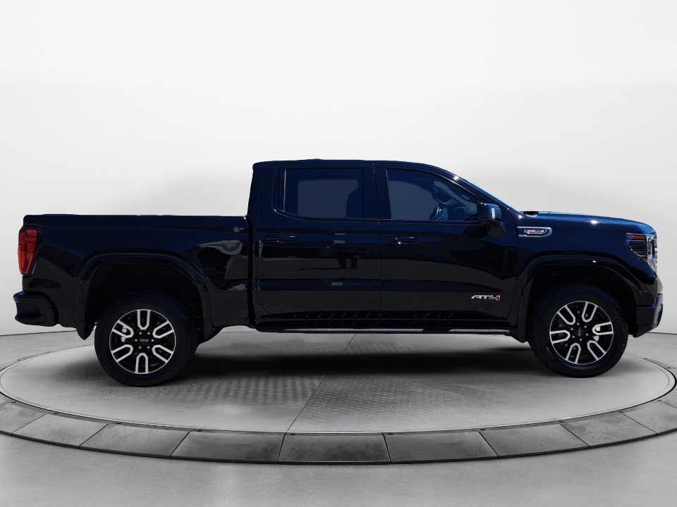 Certified 2025 GMC Sierra 1500 AT4 w/ AT4 Premium Package AWD/4WD image 8