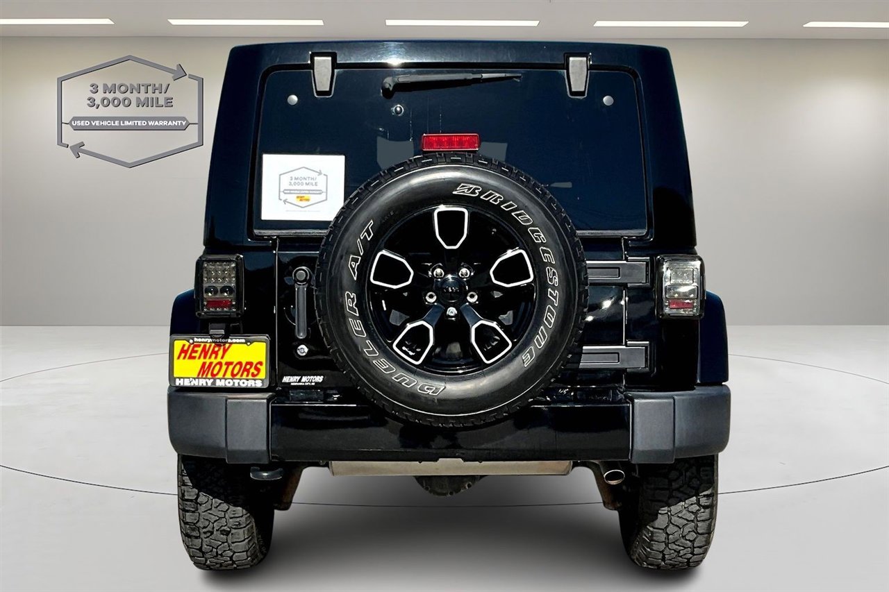 Used 2018 Jeep Wrangler Unlimited Sahara image 6