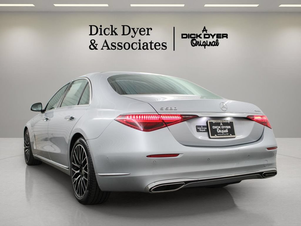 Used 2022 Mercedes-Benz S 580 4MATIC Sedan image 9