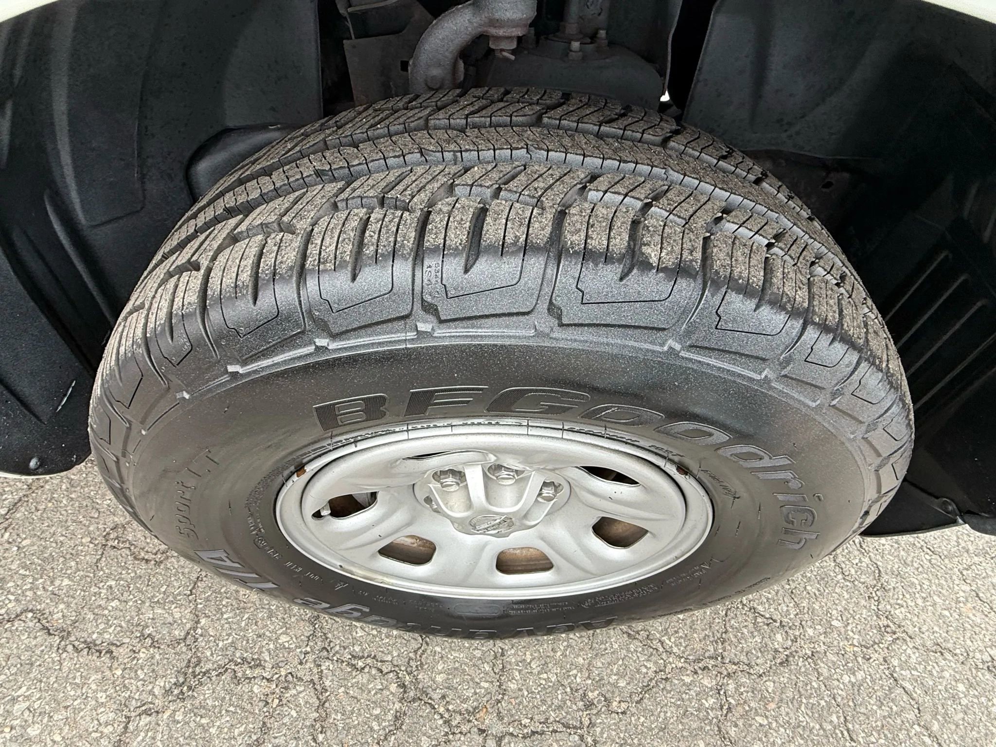 Used 2018 Nissan Frontier S image 40