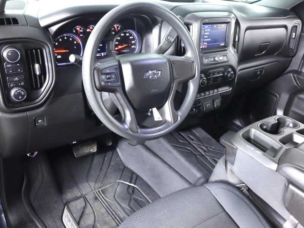 Used 2020 Chevrolet Silverado 1500 Custom Trail Boss w/ Custom Convenience Package AWD/4WD image 9