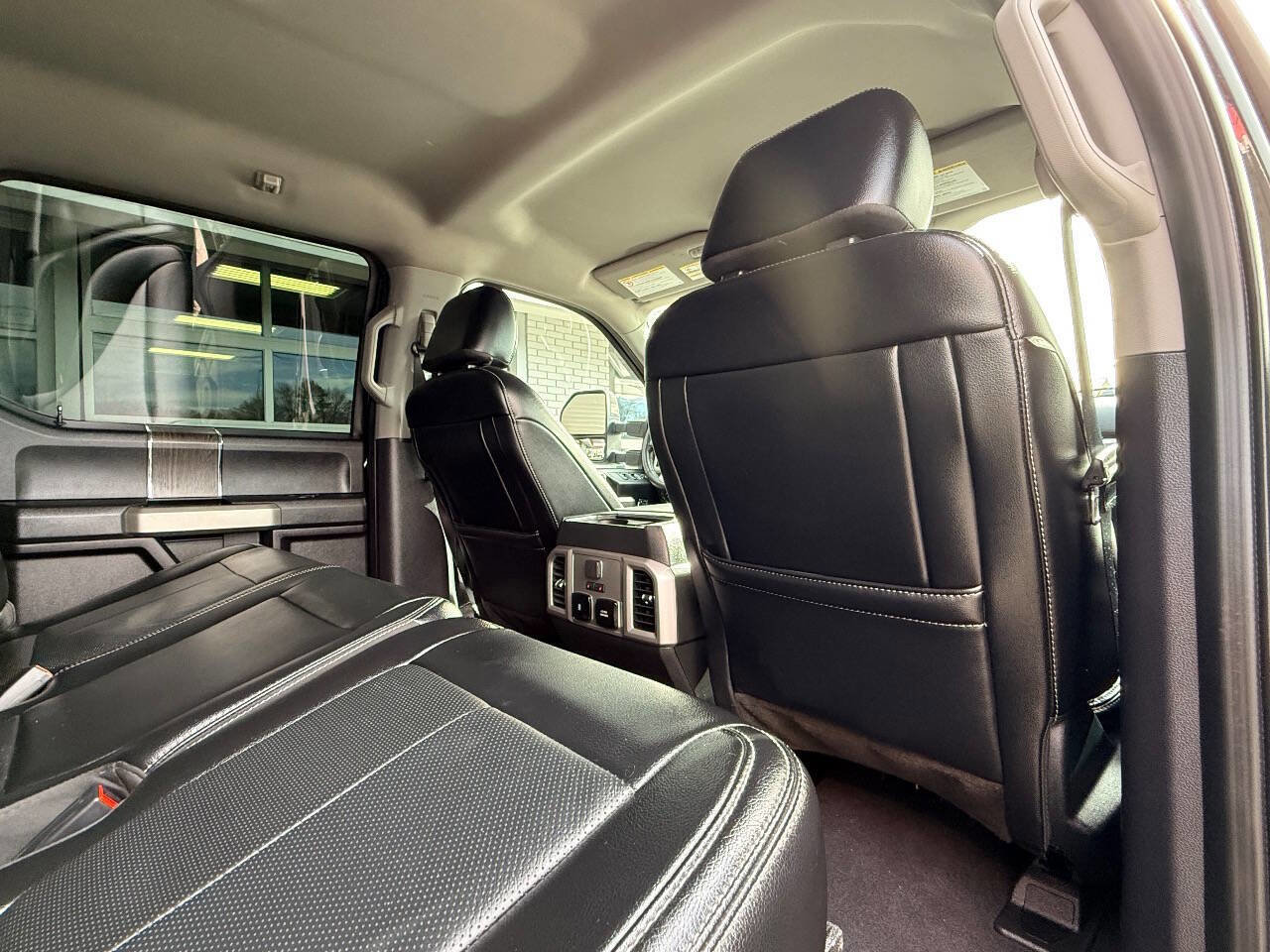 Used 2021 Ford F250 Lariat w/ Lariat Value Package image 44