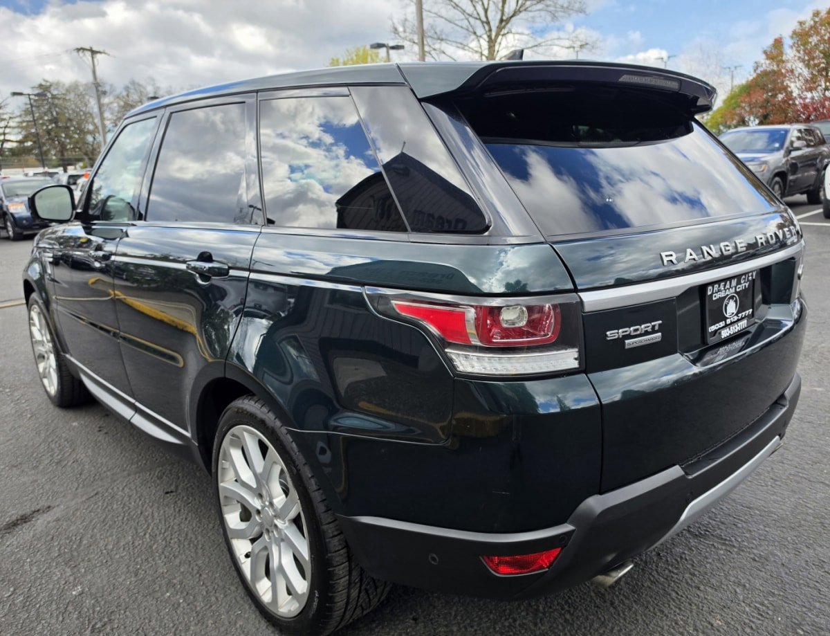 Used 2015 Land Rover Range Rover Sport Supercharged AWD/4WD image 9