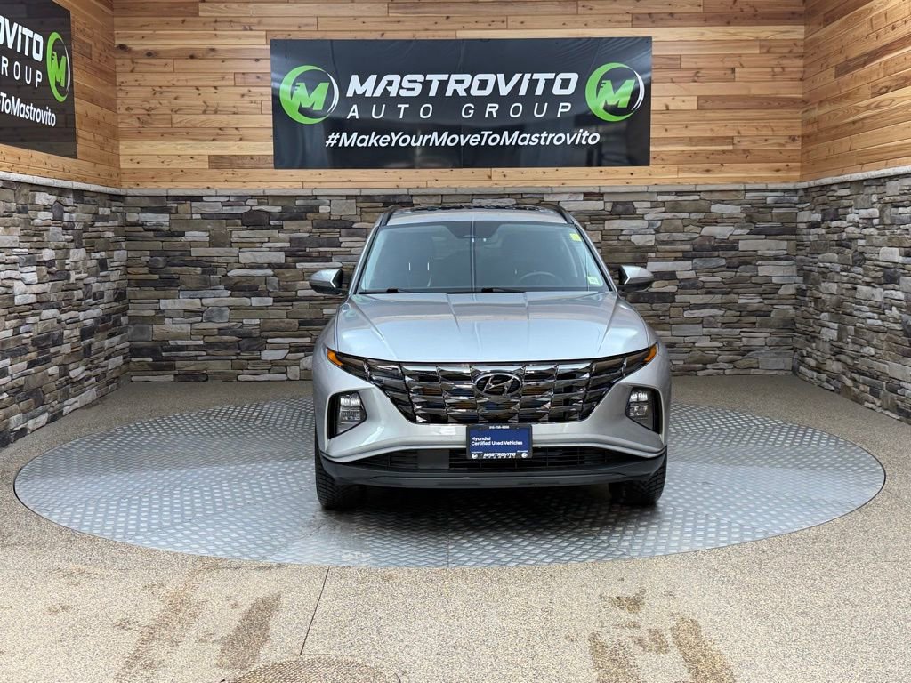 Used 2022 Hyundai Tucson SEL w/ Convenience + Premium Package AWD/4WD image 3